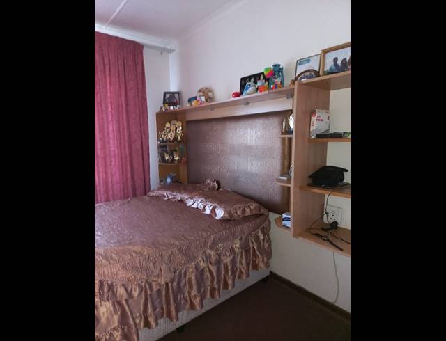 2 BEDROOM HOUSE FOR SALE IN BELFORT ESTATE